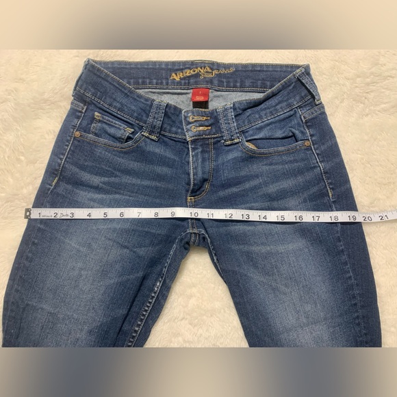 Arizona Jean Company Classic Blue Denim Jeans - Picture 4 of 6